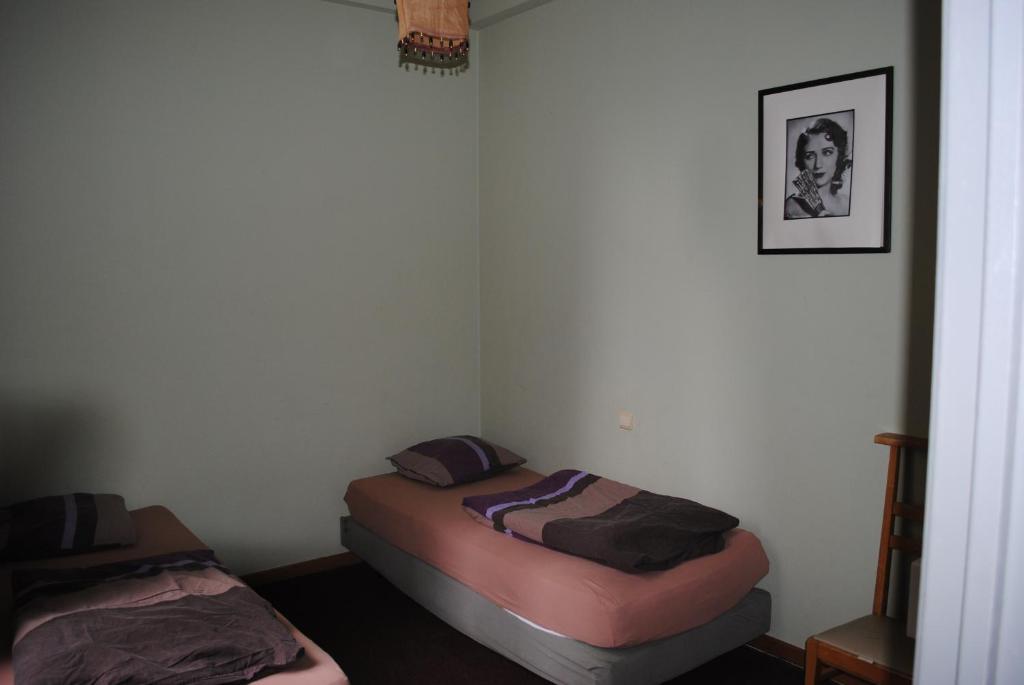Charlie Rockets Youth Hostel Bruges Quarto foto